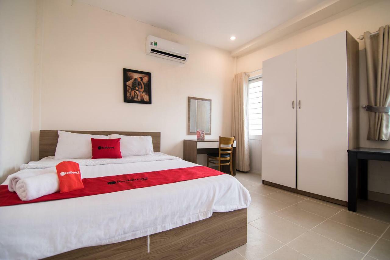Reddoorz @ Hai Ba Trung Street Ho Chi Minh City Bagian luar foto