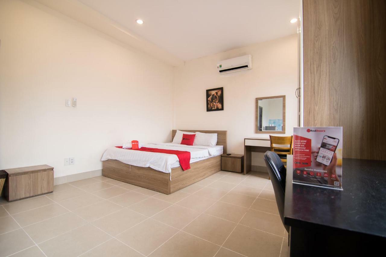 Reddoorz @ Hai Ba Trung Street Ho Chi Minh City Bagian luar foto